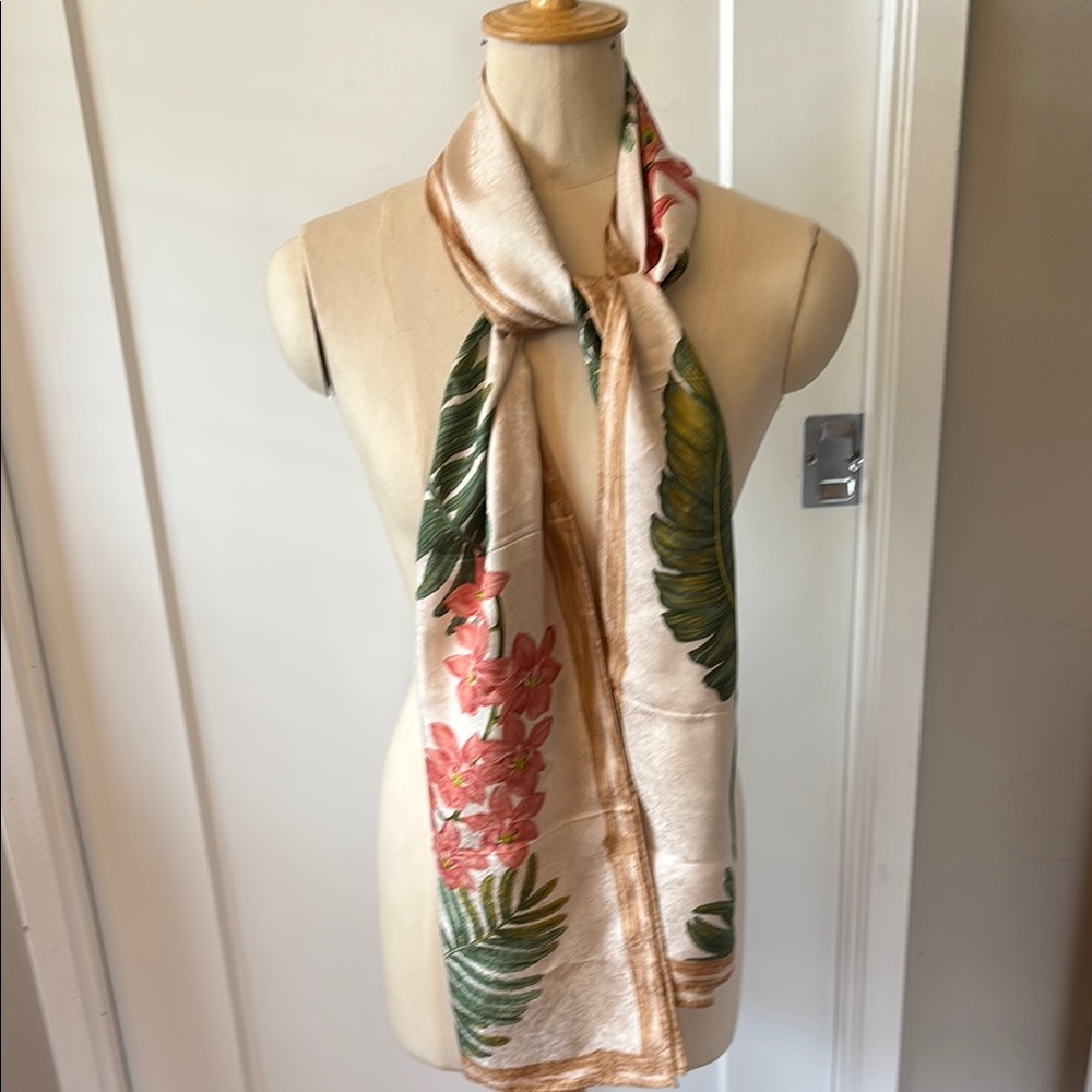 Jim Thompson 100% Thai Silk Scarf Lily Pattern